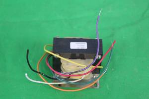 lot 280 image: LOT OF THORDASON T-62568 TRANSFORMERS 28 TOTAL