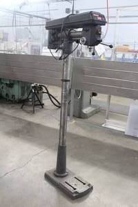 lot 290 image: CRAFTSMAN 34 RADIAL DRILL PRESS 12-SPEED 137.229340