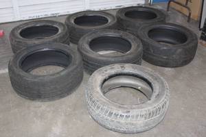 lot 326 image: 7 ASSORTED SIZE TIRES