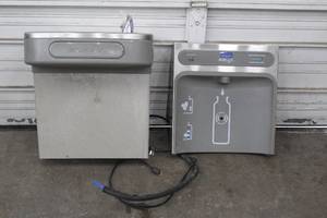 lot 348 image: ELKAY WATERFOUNTAIN WITH BOTTLE FILLER
