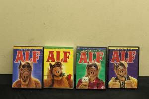 lot 218 image: TOTAL OF 4 ALF DISC SET - SEASON ONE,TWO,THREE ,FOUR