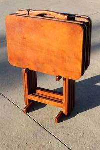 lot 227 image: TOTAL OF 4 WOOD FOLDING&nbsp SNACK TABLE SET&nbsp