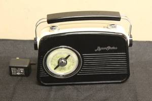 lot 229 image: VINTAGE BYRON STATICS&nbsp MODEL AM66