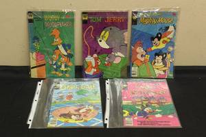 lot 253 image: LOT OF 5 VINTAGE WHITMAN COMIC BOOKS MIGHTY MOUSE, TOM &amp JERRY, WOODY WOODPECKER AND OTHERS