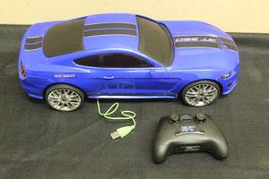 lot 10 image: NEW BRIGHT 61222-3H REMOTE CONTROL BLUE FORD SHELBY GT350 RC CAR&nbsp