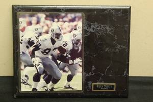 lot 19 image: OKLAND RAIDERS RICKY DUDLEY #8 WALL PLAQUE , 12X15