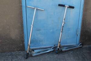 lot 40 image: TOTAL OF 2 AUTHENTIC KICK SCOOTERS&nbsp