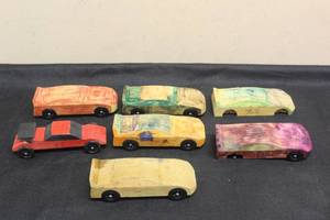 lot 84 image: TOTAL OF 7 VINTAGE PINE WOOD TOY CARS 7L