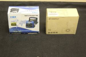 lot 93 image: TOTAL OF 2 CAR RECORDERS, HD VEHICLE BLACK BOX DVR, CROSSTOUR CR300