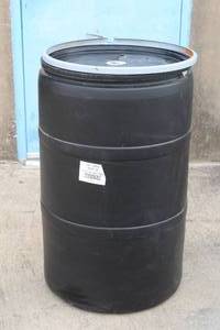 lot 37 image: EBB GRO HYDRO SYSTEM BARREL WITH LOCKING LID&nbsp CAEBB12