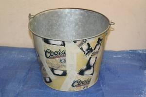 lot 59 image: 2003 COORS ORIGINAL BEER GALVANIZED&nbsp 5QT ICE BUCKET WITH HANDLE
