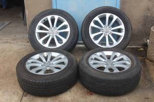 lot 71 image: 4 AUDI RIMS 23560R18 ALL IN VERY GOOD CONDITION SEE PICS FOR MORE DETAILS