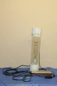 lot 5 image: CYLINDER GROW LIGHT 28 LONG WITH NEBULA 4.0 ELECTRONIC BALLAST