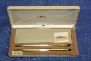lot 94 image: VINTAGE CROSS BALLPOINT PENPENCIL SET 10K GOLD FILLED IN ORIGINAL CASE