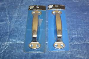 lot 171 image: 2 UNITED PACIFIC GRAB HANDLE CUDSTOM RIG ACCESSORIES 10960
