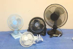 lot 180 image: TOTAL OF 4 DESK TOP OFFICE ROOM FANS , HOLMES, HONEYWELL,MAINSTAYS,COMFORT ZONE&nbsp