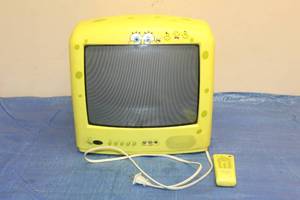 lot 181 image: &nbspSPONGE BOB SQUARE PANTS TELEVISION WITH REMOTE SB315