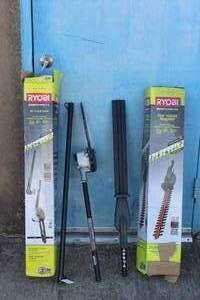 lot 226 image: TOTAL OF 2 RYOBI EXPAND - IT ATTATCHMENTS , POLE SAW HEDGE TRIMMER&nbsp