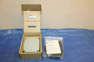 lot 215 image: SAMSARA AG46-P ASSET GATEWAY TRACKING DEVICE WITH SAMARA ASSET GATEWAY CABLE KIT CBL-AG-A7WY