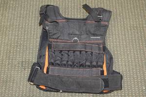 lot 3 image: FITNESS GEAR WEIGHTED VEST&nbsp