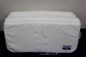 lot 48 image: HICCAPOP PACK AND PLAY MATTRESS PAD WITH CARRY BAG&nbsp