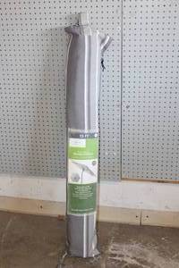 lot 127 image: MAINSTAYS 7.5FT PUSH UP ROUND MARKET UMBRELLA WITH CARRY BAG&nbsp