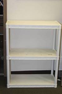 lot 147 image: 3 TEIR PLASTIC SHLEF