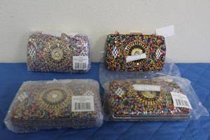 lot 180 image: 4 NEW VERSONA LULU MULTI COLOR CROSSBODY PURSES&nbsp